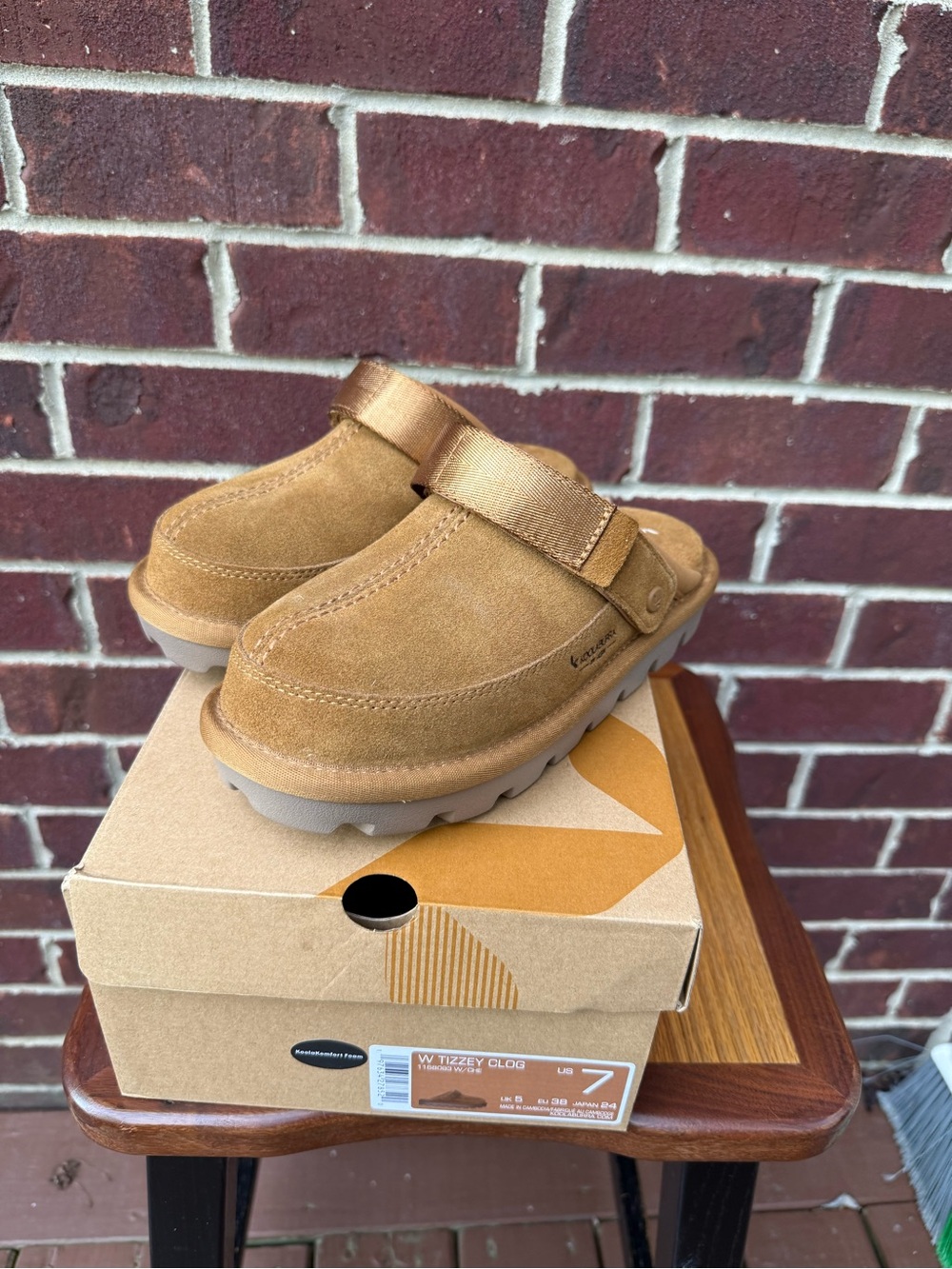 Kookaburra by Ugg Tizzey Clog